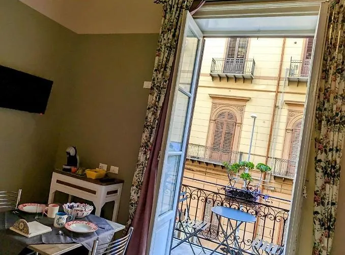 Benincasa Couette-café Palerme